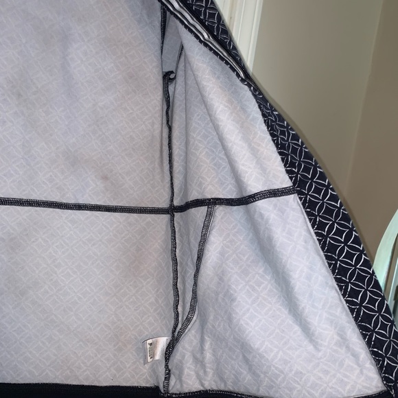 Like new, Talbots Navy Sweater, Size XS - Picture 4 of 6